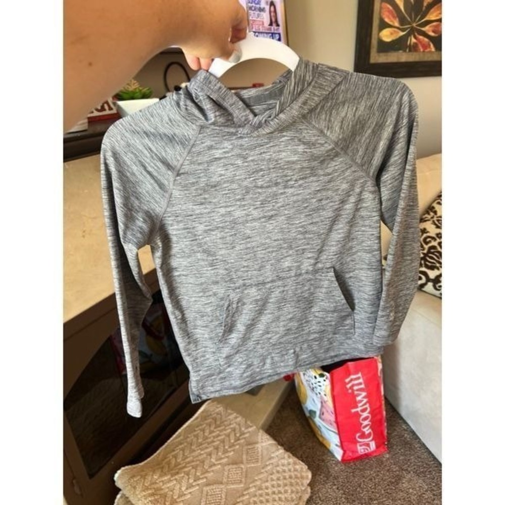 All in motion boys grey pullover size 6-7